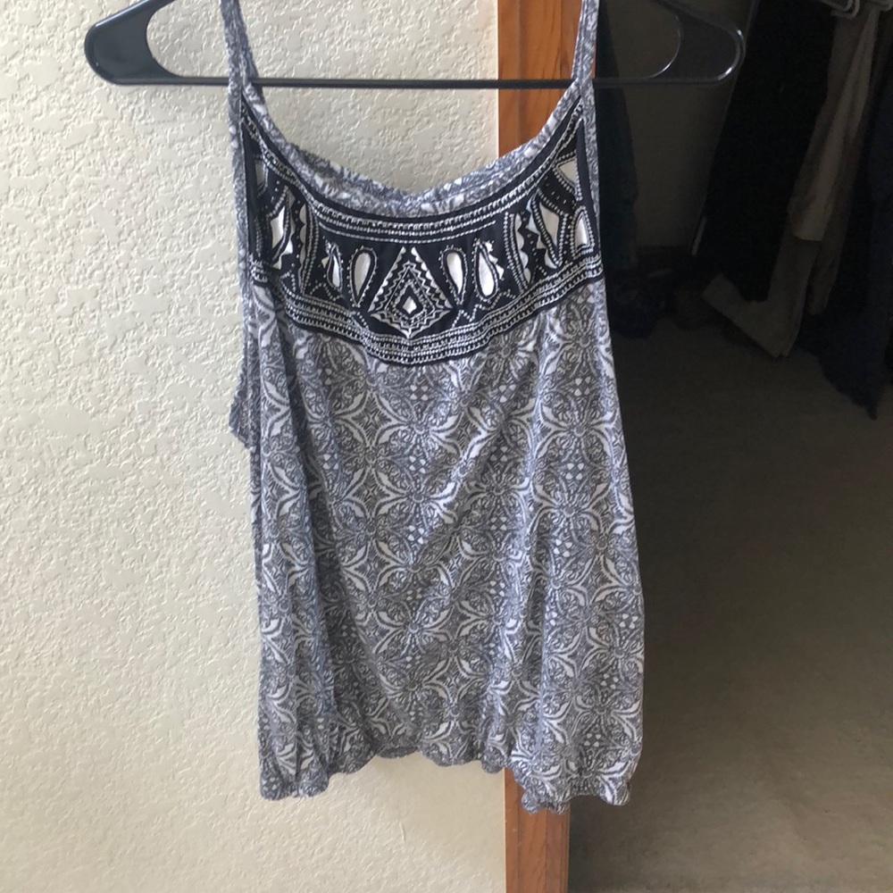 Sleeveless blouse